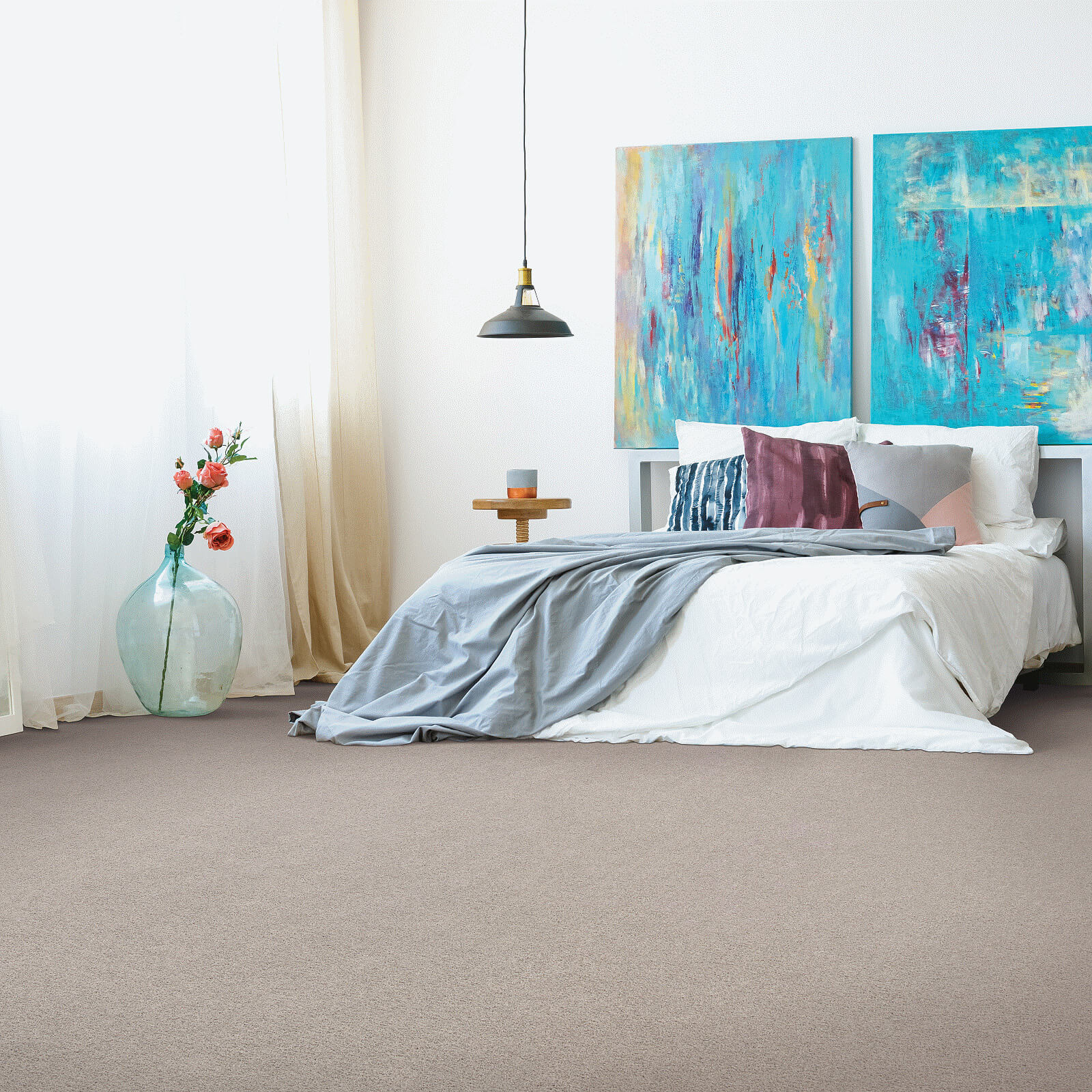 Bedroom carpet | Wellston Decorating Center, Inc.